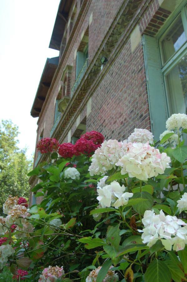 Le Manoir Du Menillet Panzió Bornel Kültér fotó